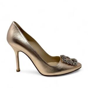 Manolo Blahnik Hangisi Rose Gold Metallic Leather Crystal Buckle Pump Heel EU 37